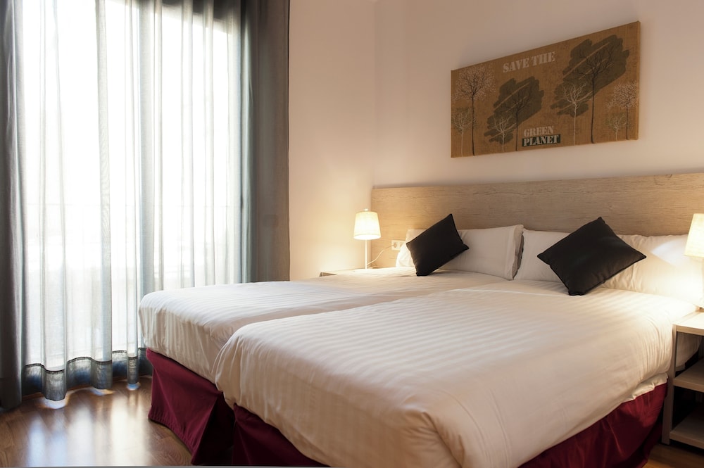 Mh Apartments Gracia 5/22