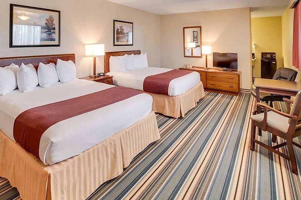 Days Inn By Wyndham Gatesville 12/41