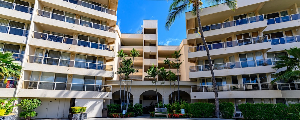 Castle Maui Banyan 写真2