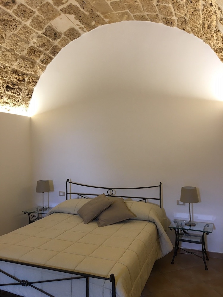B&B Macrina 6/20