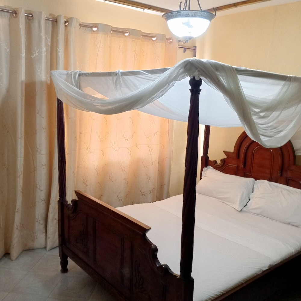 River Sands Hotel & Apartment 9/41