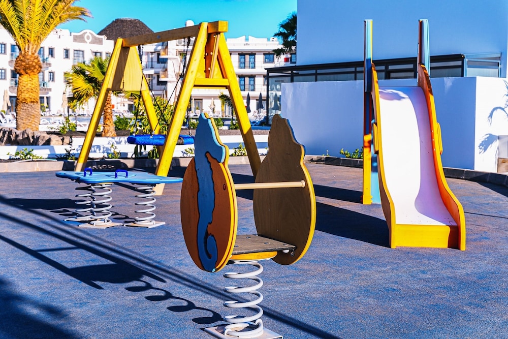 Hotel Cordial Marina Blanca 33/41