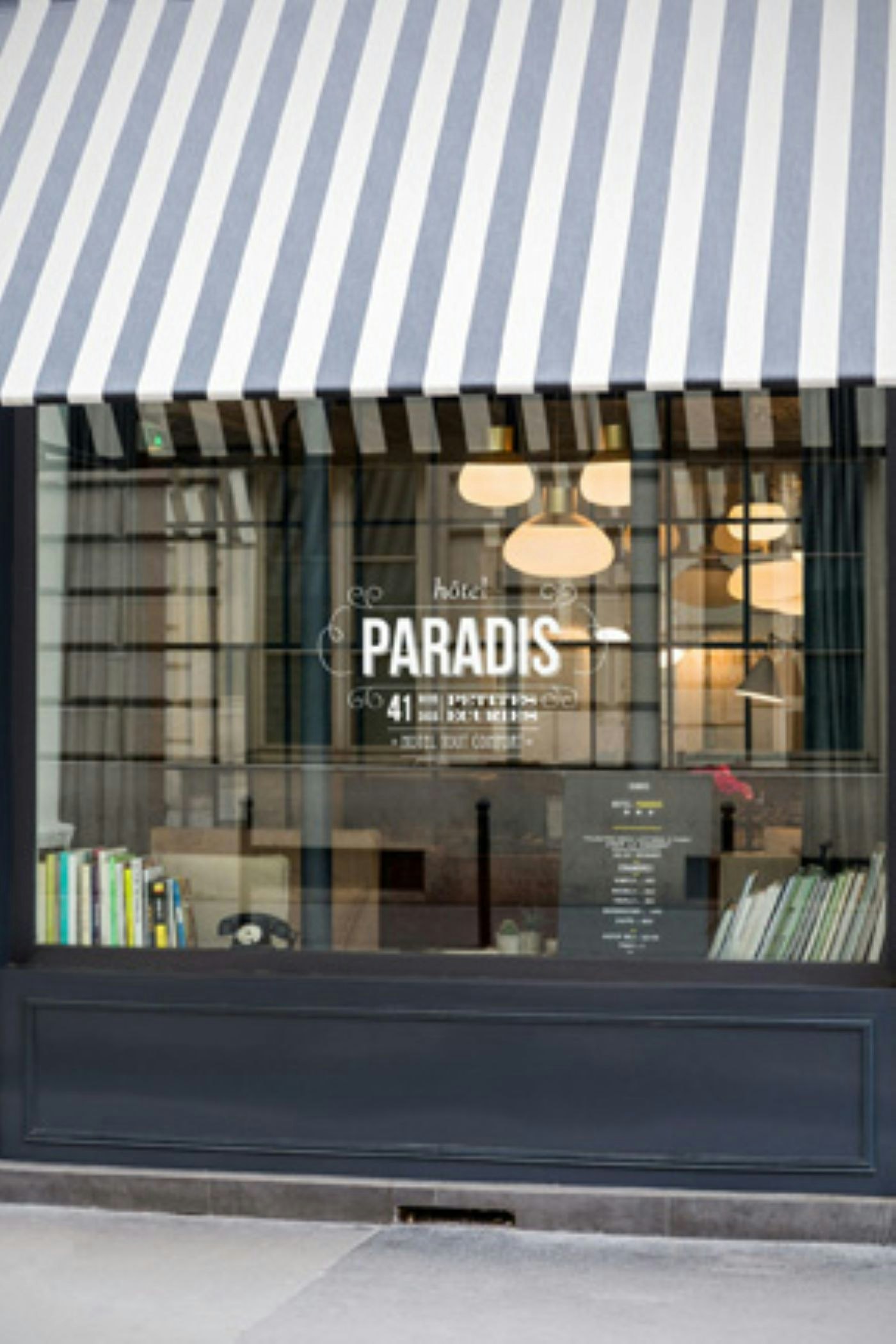 Hotel Paradis 2/21