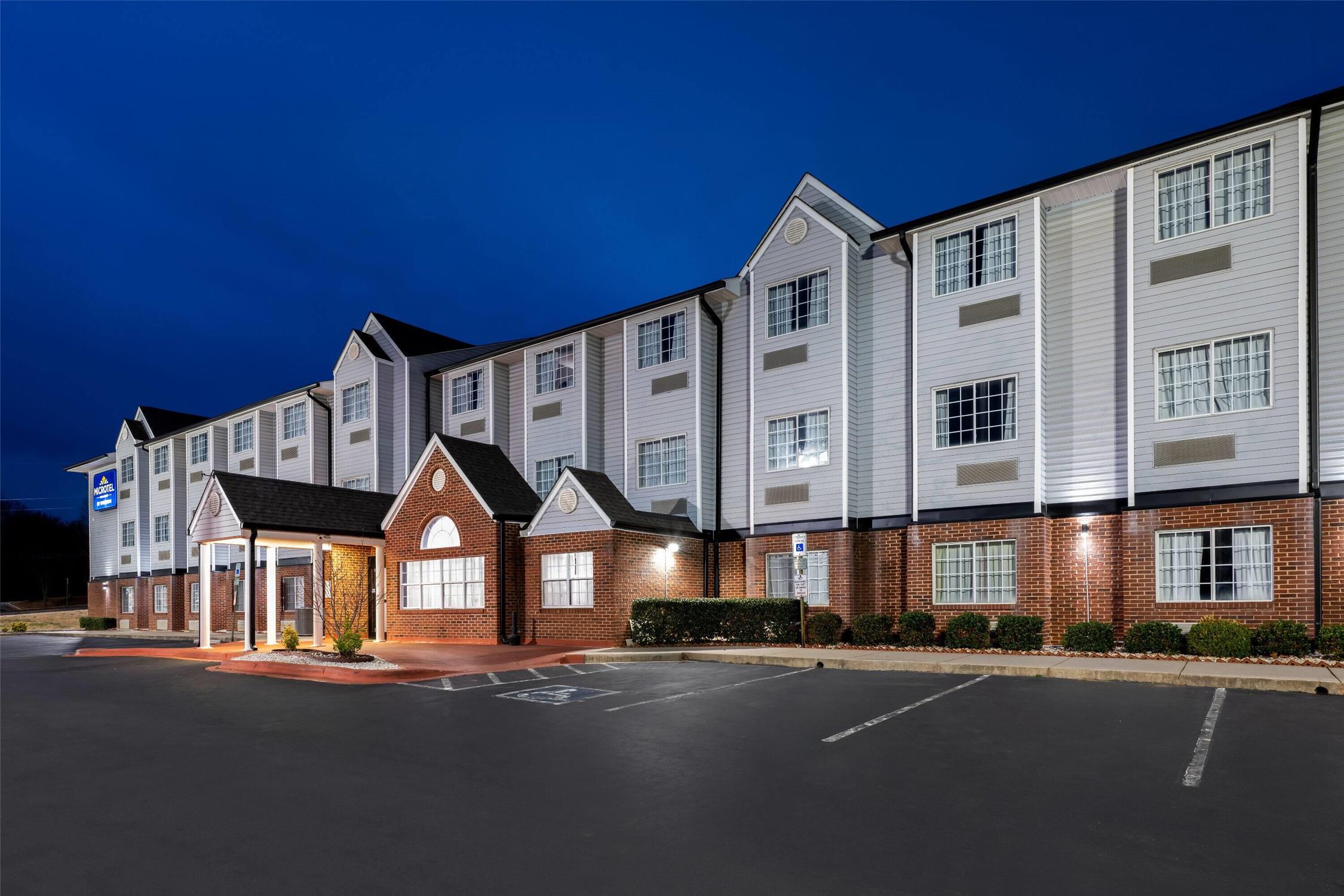Microtel Inn & Suites by Wyndham Statesville 7/43