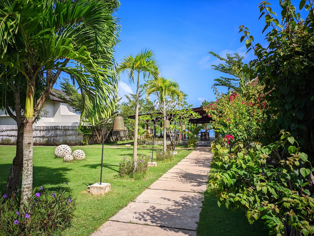 The Club Villas Lombok 28/50