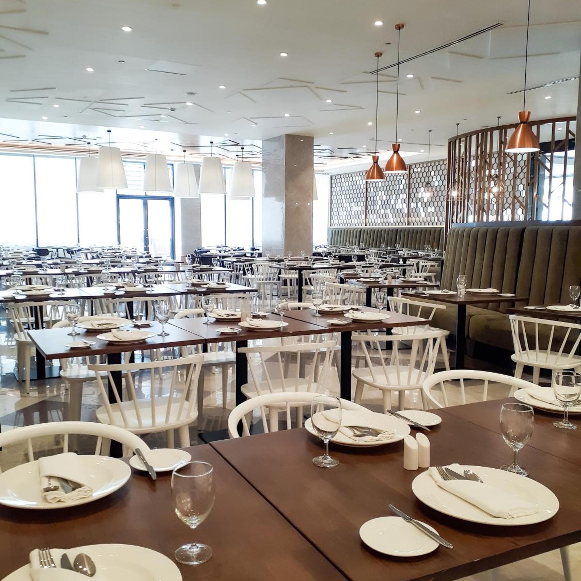The Excelsior Hotel Las Pinas 36/50