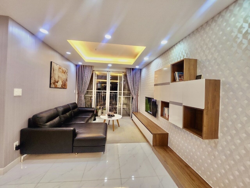 Scenic Valley Suite 33/50