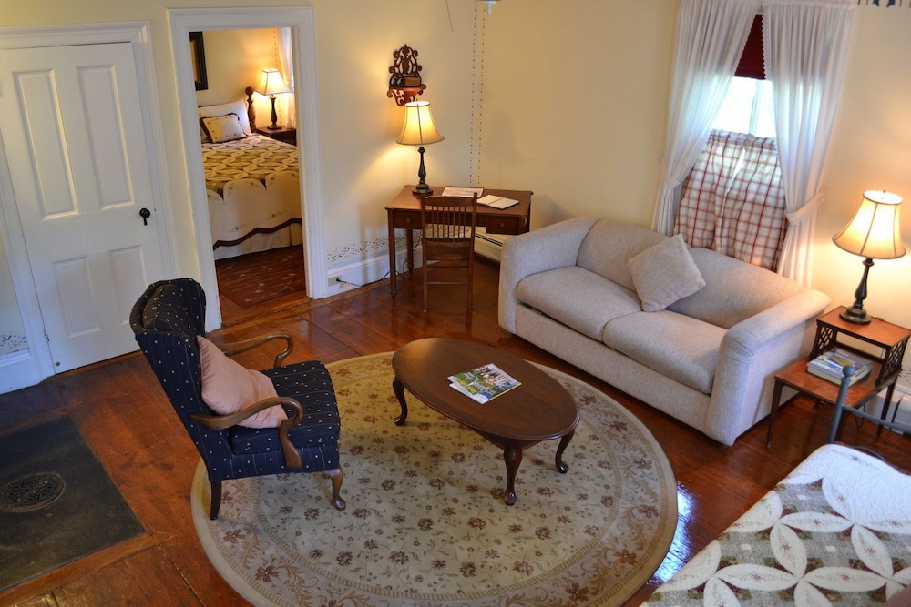 The Dowds Contry Inn and Event Center 26/50