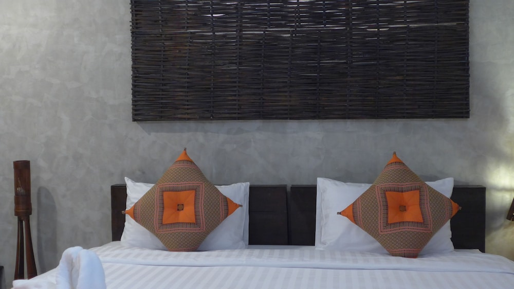 Baan Khung Thara - Ayutthaya 12/17