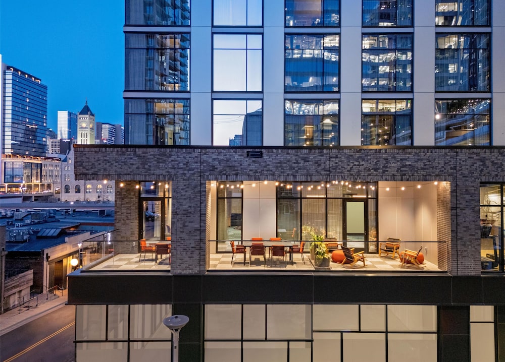 Caption by Hyatt Downtown Nashville The Gulch 48/50