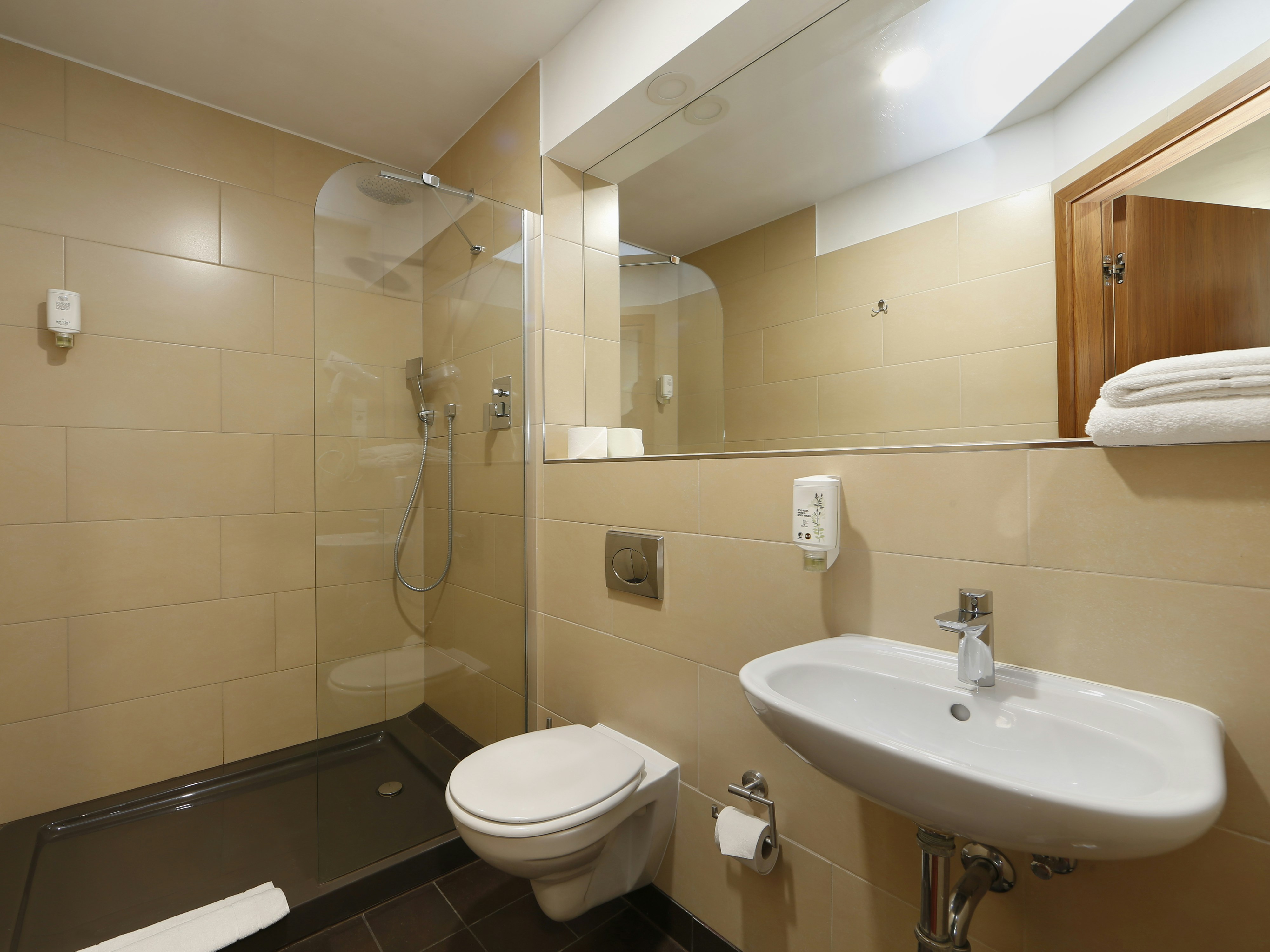 B&B HOTEL Berlin-Adlershof 39/40