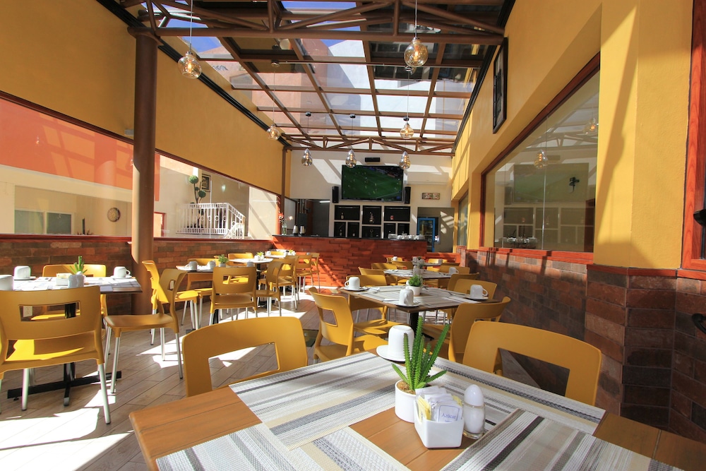 Hotel Santa Rita 28/32
