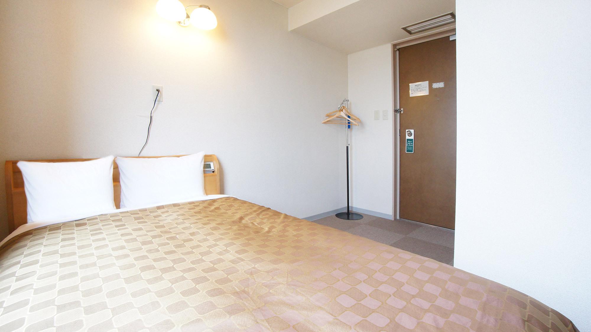 Semi Room, Standard, Semi Double Bed, Smoking