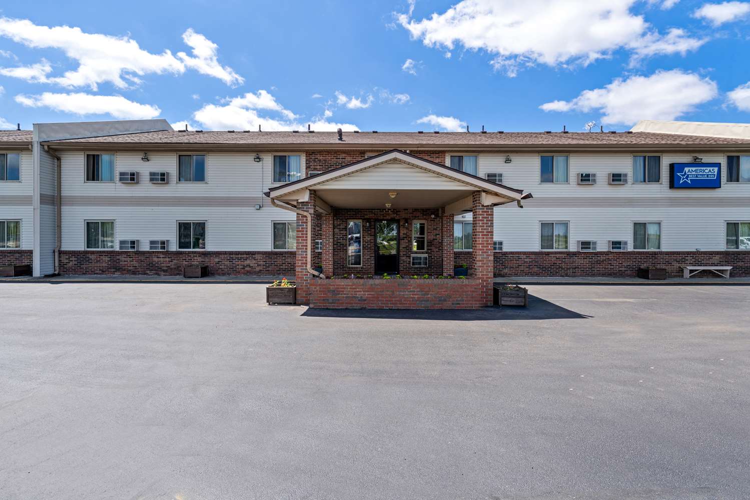 Americas Best Value Inn Decatur Il 5/32