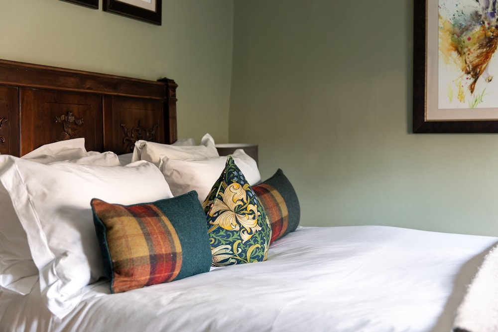 The Wheatsheaf Inn 24/46