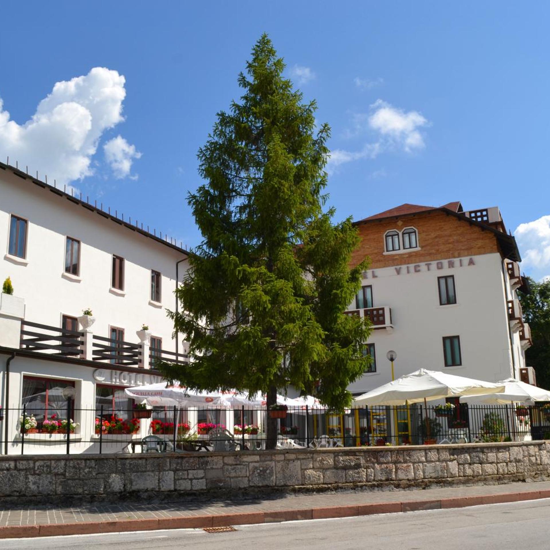 HOTEL VICTORIA 34/36