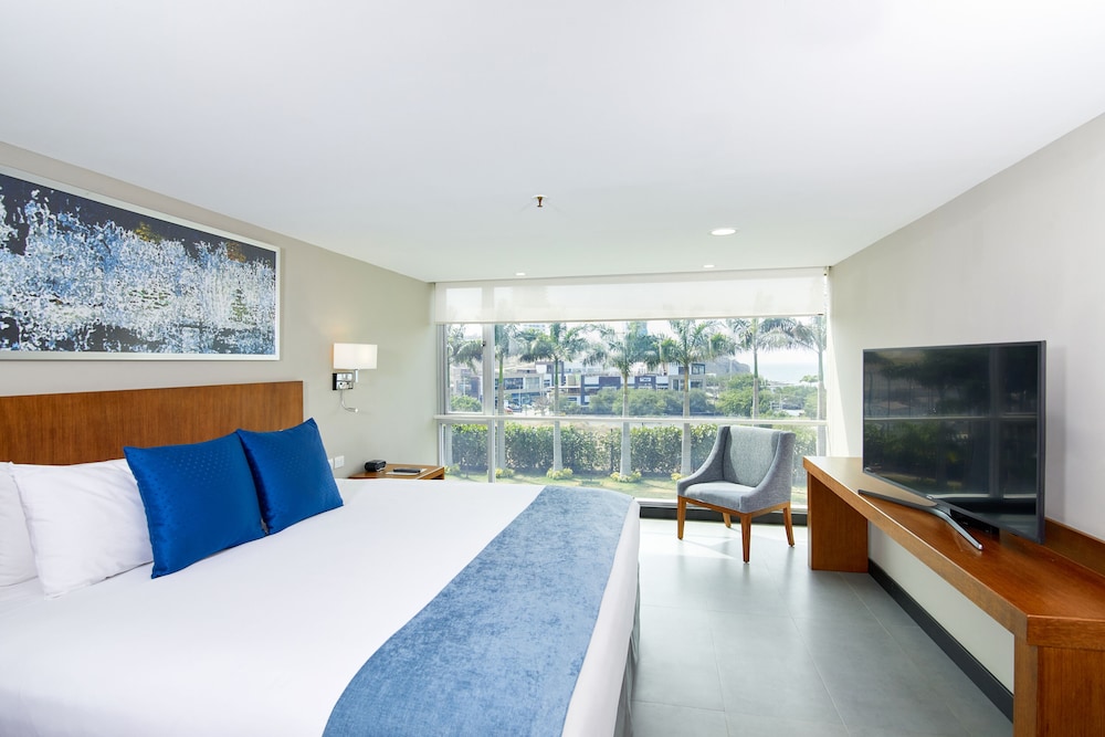 Wyndham Manta Sail Plaza Hotel and Convention Center 25/57