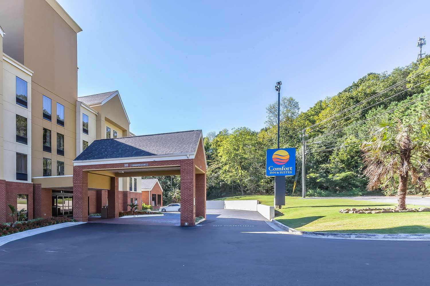 Comfort Inn & Suites Dalton West 2/23