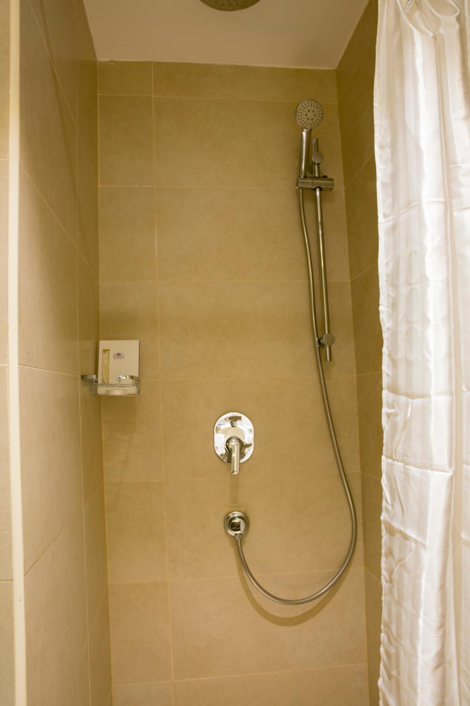 فندق هبة الله مكة(Hibatullah Hotel Makkah) 79/104
