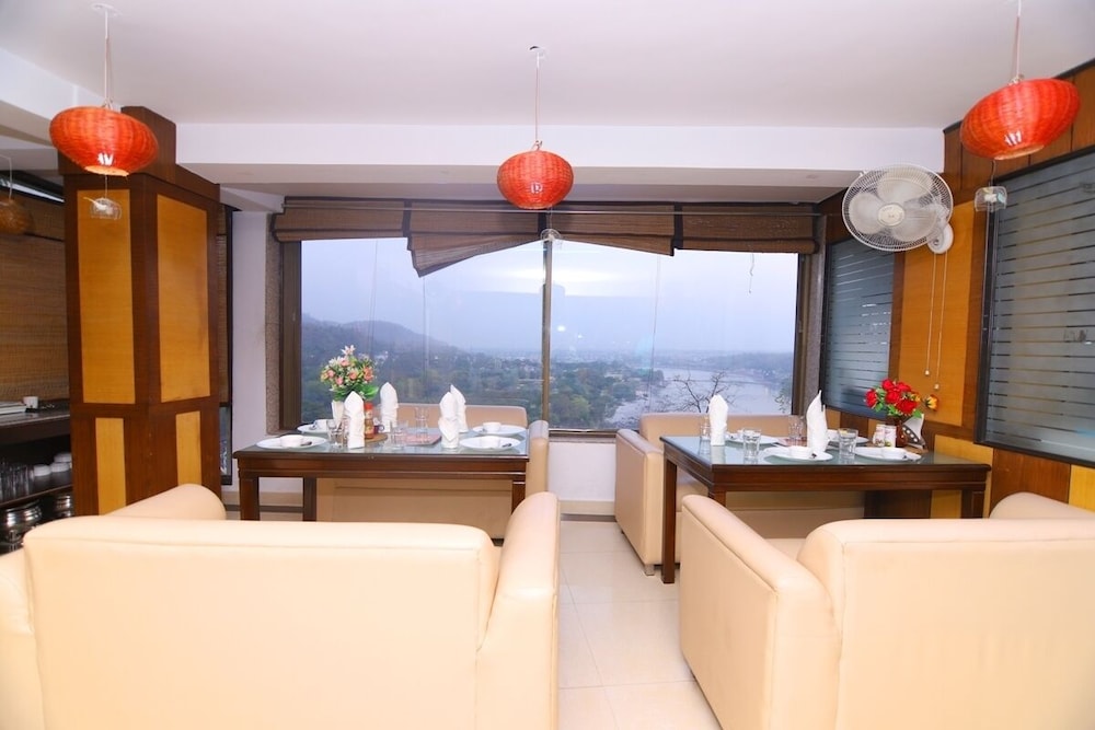 Hotel Ganesha Inn 17/50