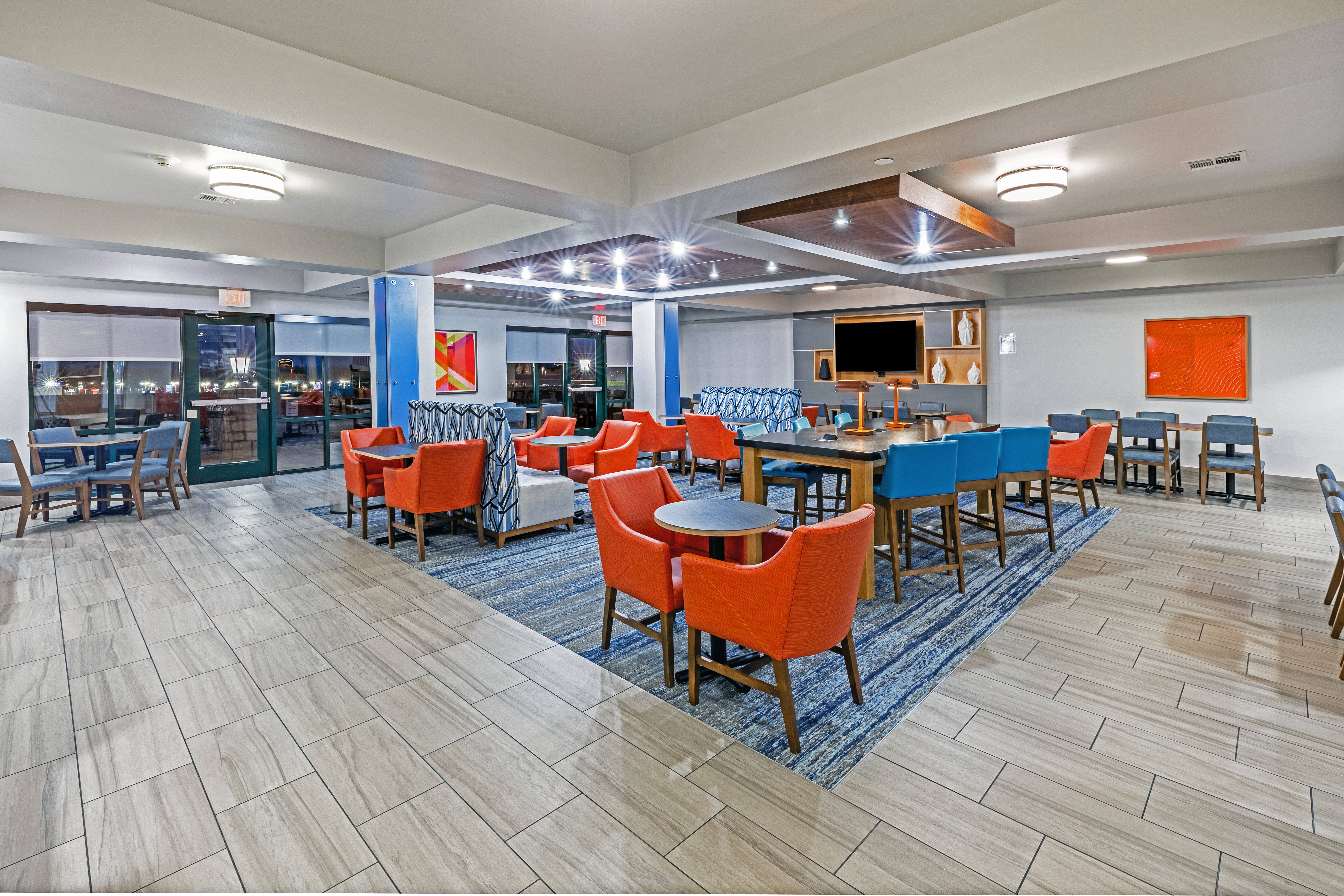 Holiday Inn Express Hotel and Suites Tulsa S Broken Arrow Hwy 51 61/80