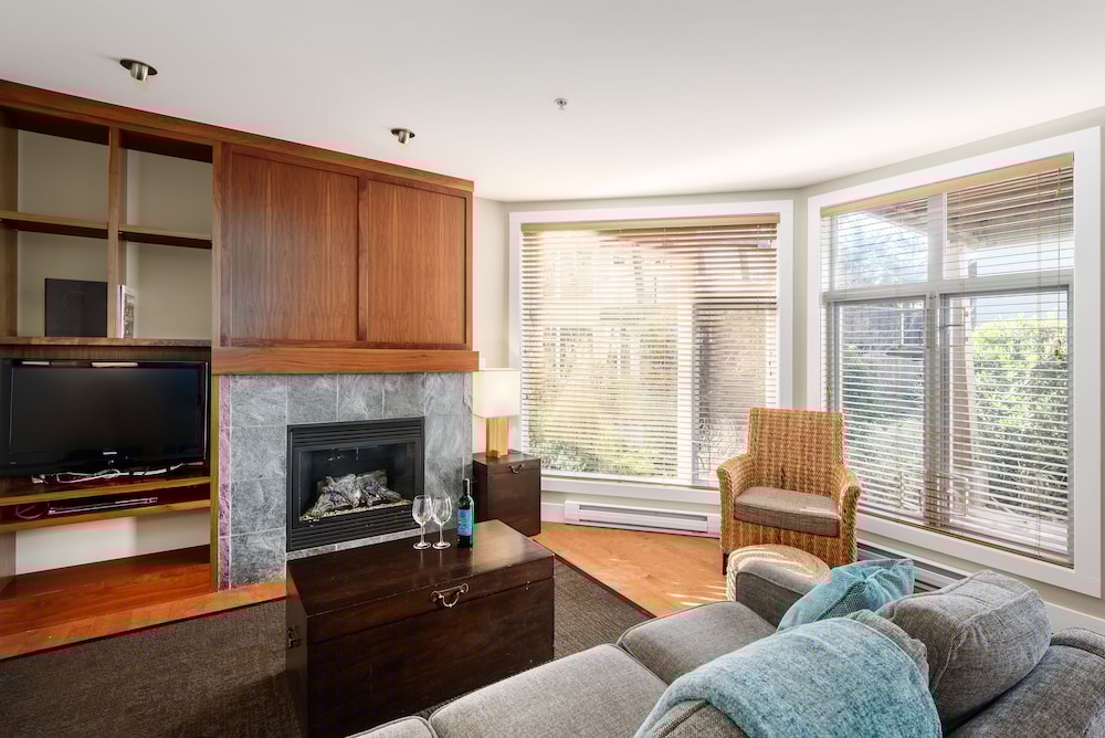 Cox Bay Beach Resort 37/68