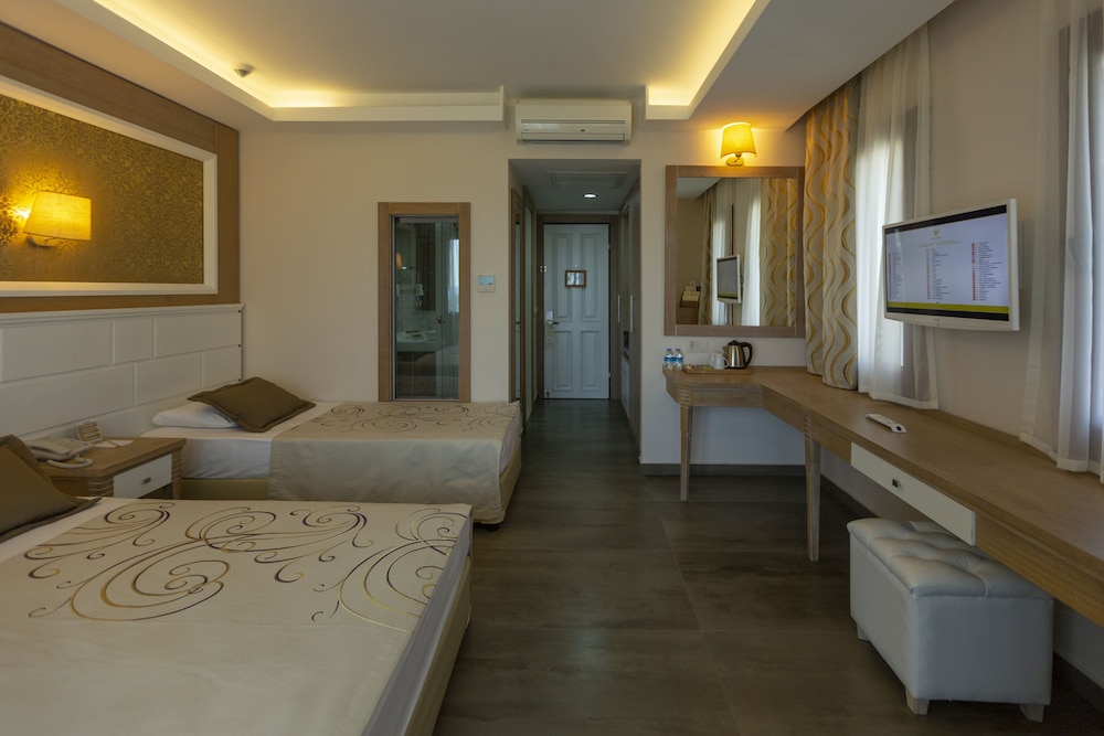 Club Hotel Phaselis Rose 17/50
