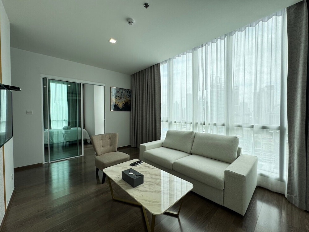 The Rich Residence Sukhumvit Nana 29/50
