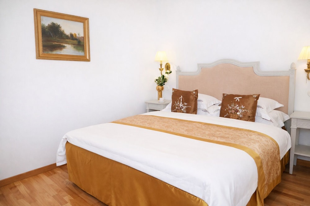 Economy, Double Bed, No Window