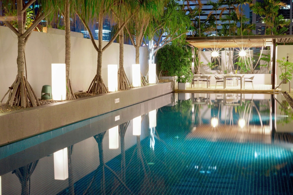 PARK PLAZA BANGKOK(SOI 18) 71/75