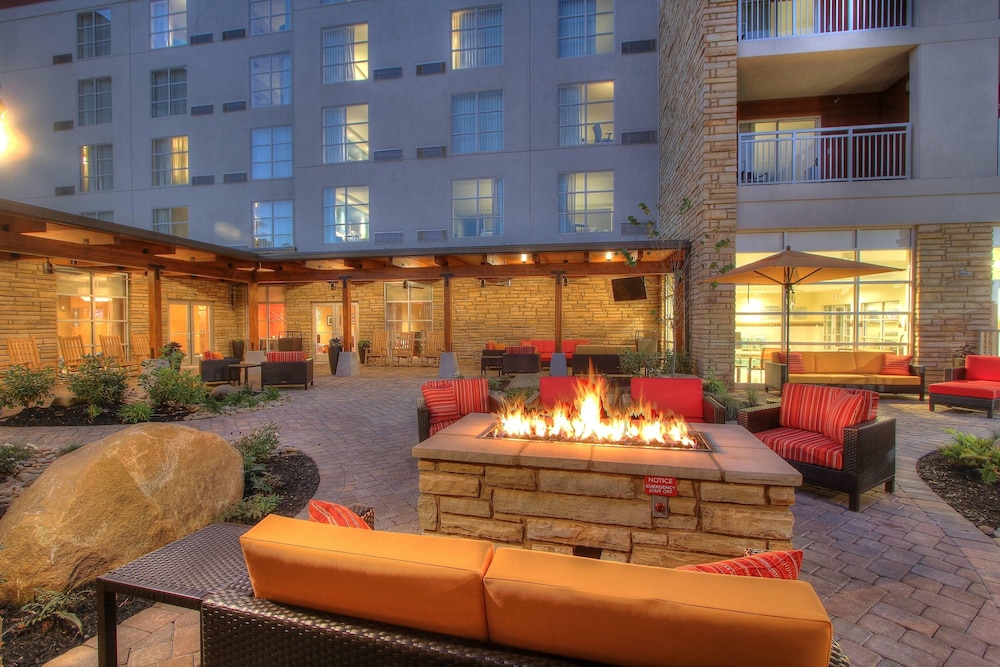 Courtyard Gatlinburg Downtown 1/68