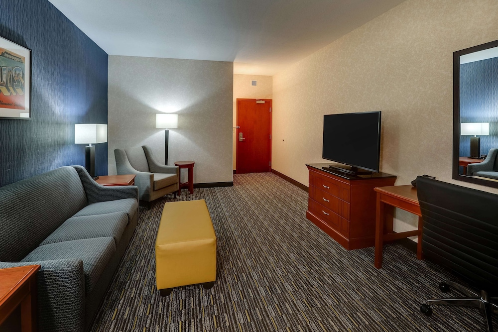 Drury Inn and Suites St Louis Arnold 29/46