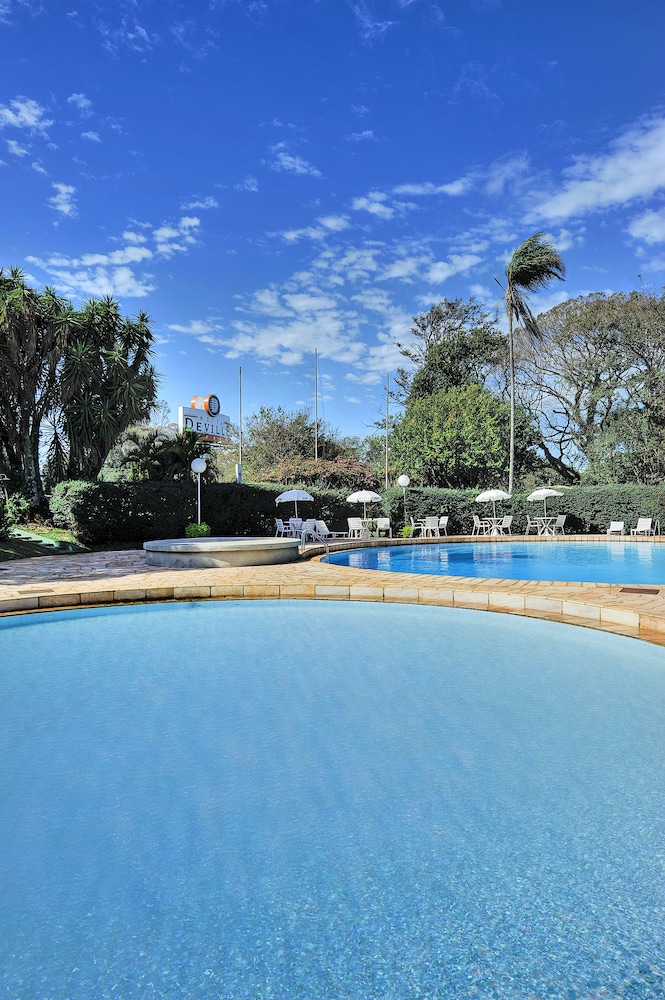 Hotel Deville Express Cascavel 45/50
