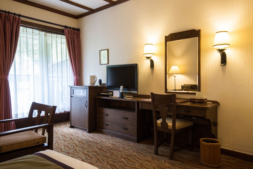 KAMIKOCHI IMPERIAL HOTEL 26/69