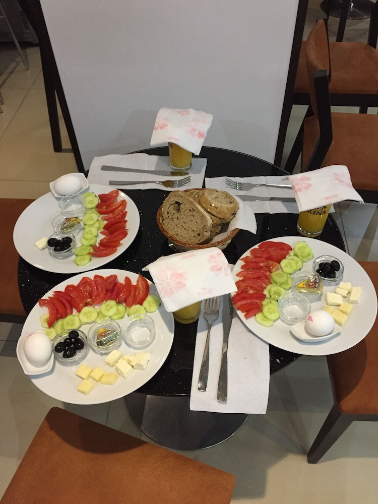 Sunrise Hotel Cameria 27/50
