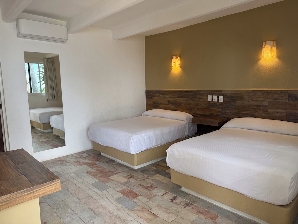 Hotel Villa Mexicana Puerto Escondido 12/42