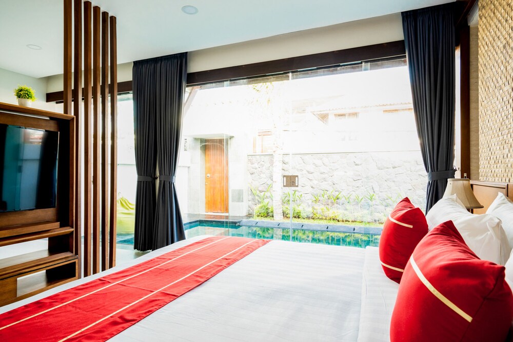 Del Cielo Villa Seminyak 8/33