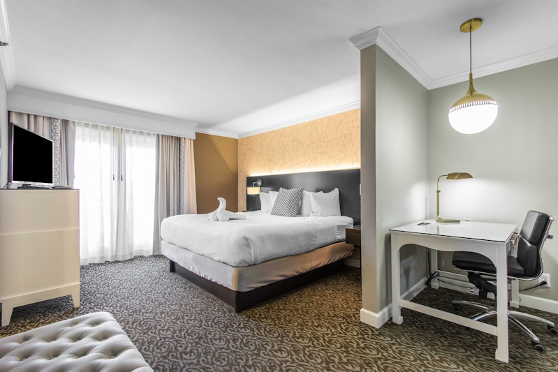 The Burgundy Hotel, Tapestry Collection by Hilton 5/31