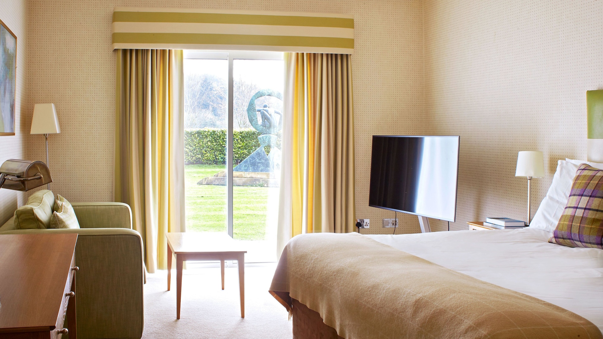 Suite, Double Bed