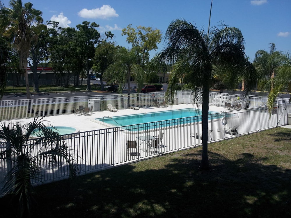 圣彼德斯堡 Tropicana 骑士酒店(Quality Inn Saint Petersburg North - Tampa Bay) 图片5