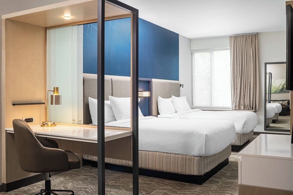جناح بسريرين كوين بإطلالة على المدينة مع سرير سحّاب إضافي لذوي الإعاقة، SpringHill Suites by Marriott Savannah Richmond Hill 2/5