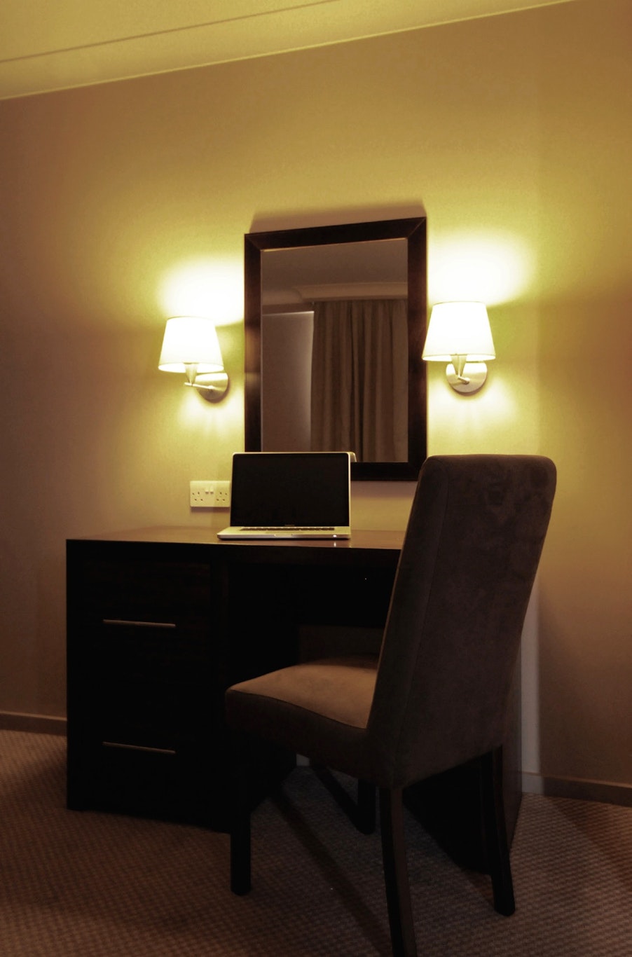 Humber Royal Hotel 5/23