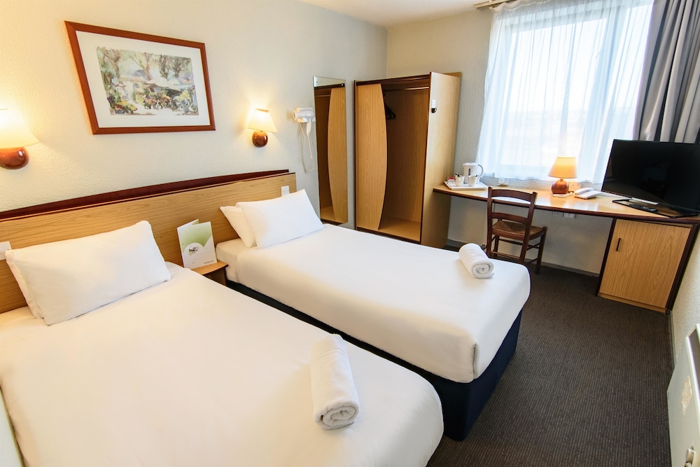 Travelodge Liverpool Central Queens Dock and Arena 3/27