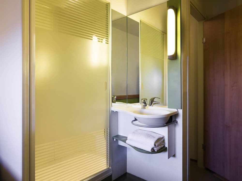 Ibis Budget Sevilla Aeropuerto 35/35