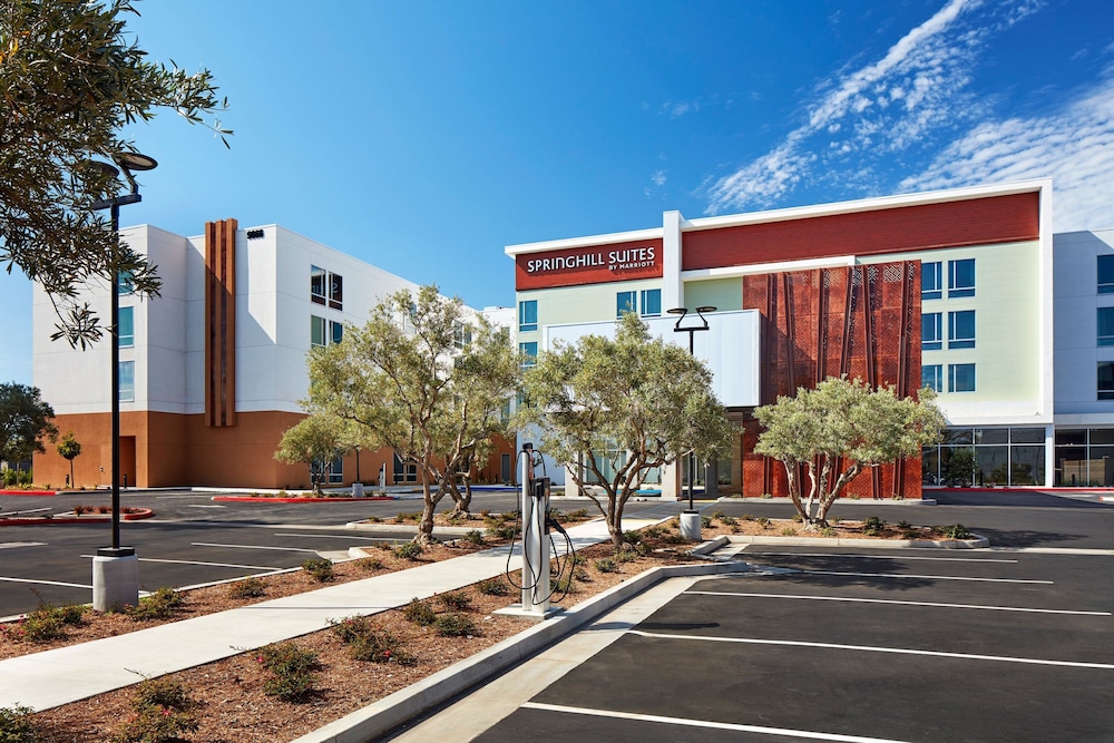 SpringHill Suites by Marriott Los Angeles Downey 35/42