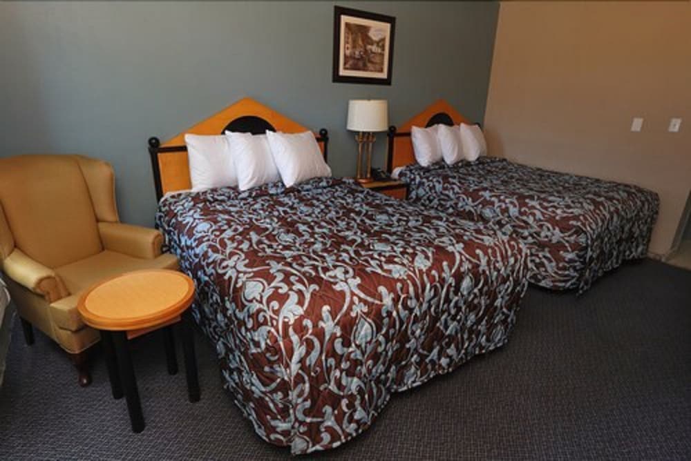 Belmont inn 13/36