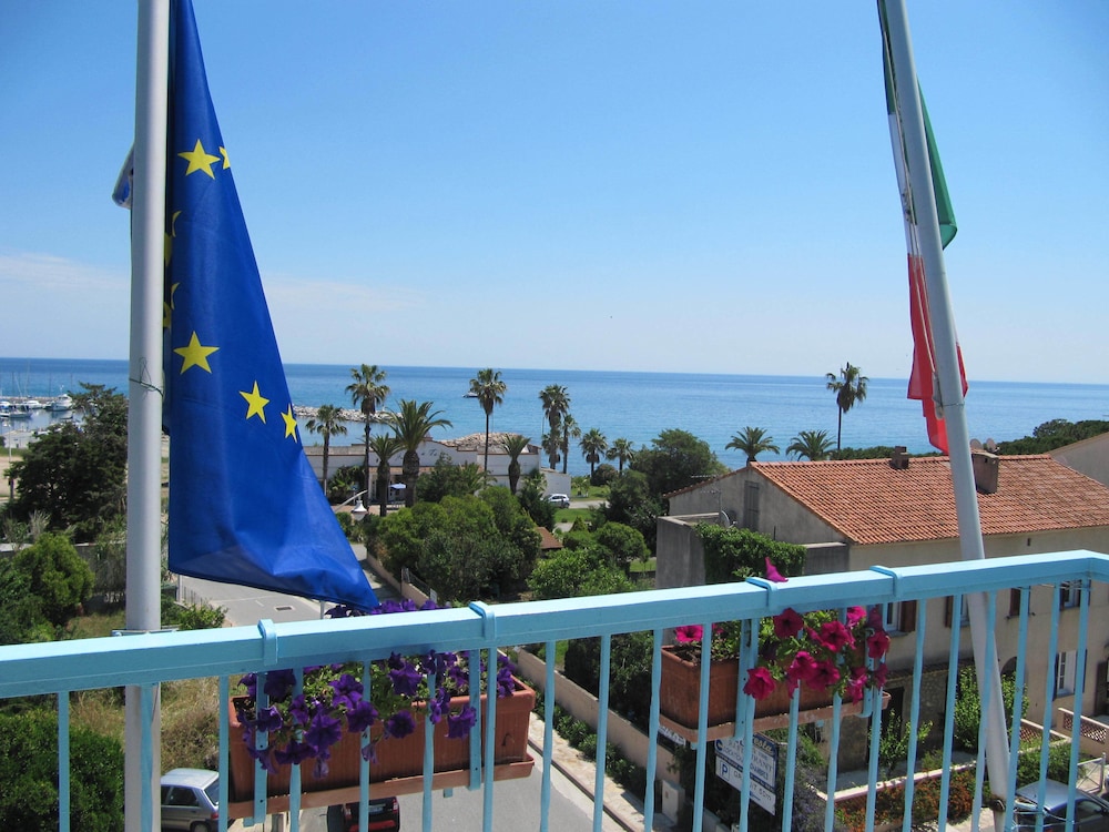 Hotel Maquis et Mer 30/34