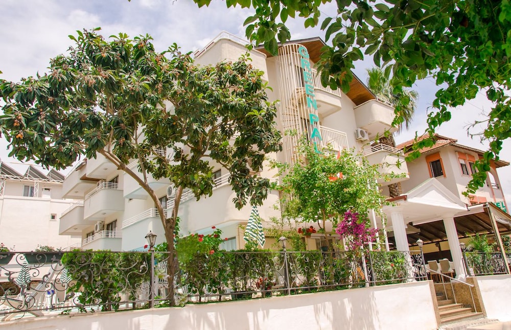 Green Palm Hotel 16/21