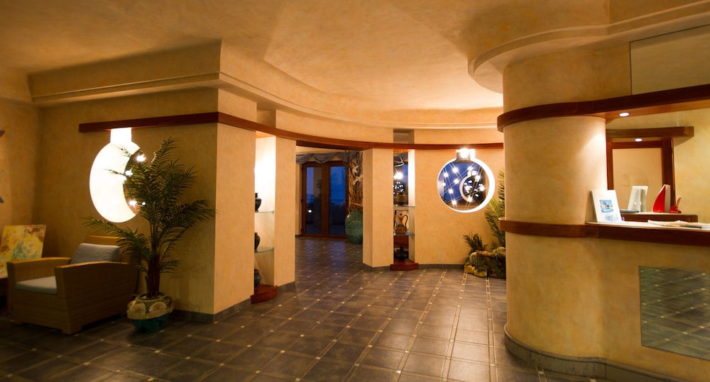Tonicello Resort Spa 7/50