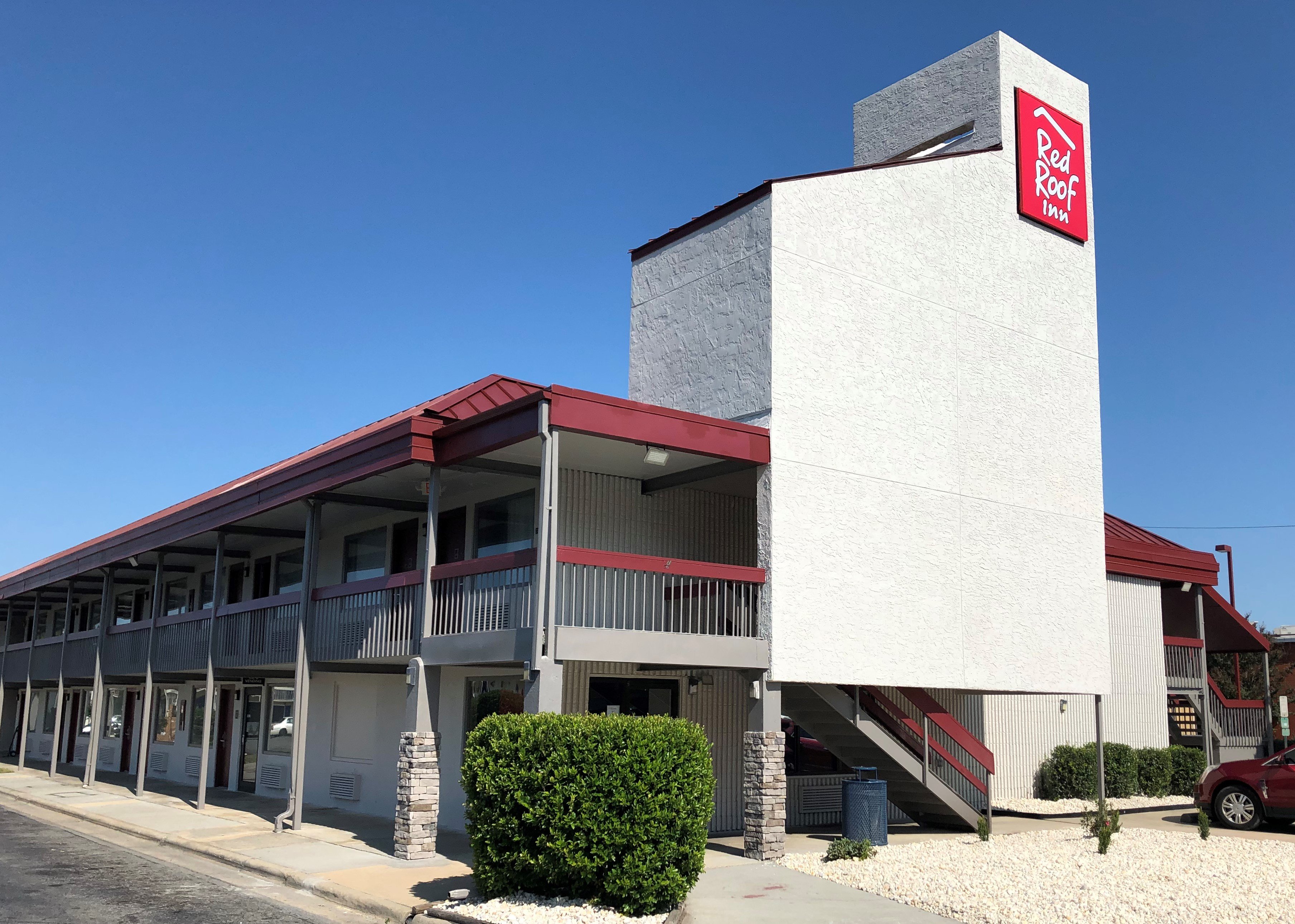 Red Roof Inn Greenville, NC 5/6